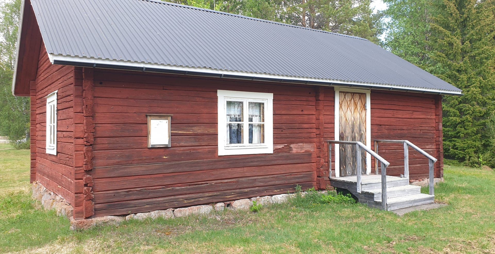 Västibuan utvändigt